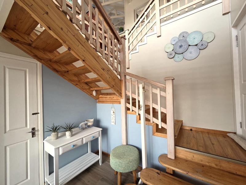 5 Bedroom Property for Sale in Outeniqua Strand Western Cape